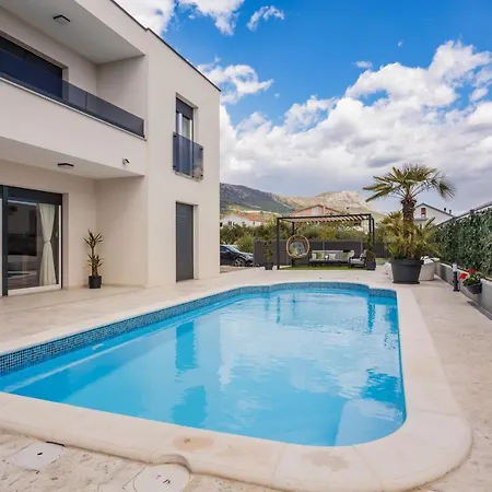 Sunluxvilla ,Heated Pool, Ir Sauna Kastela Exterior photo