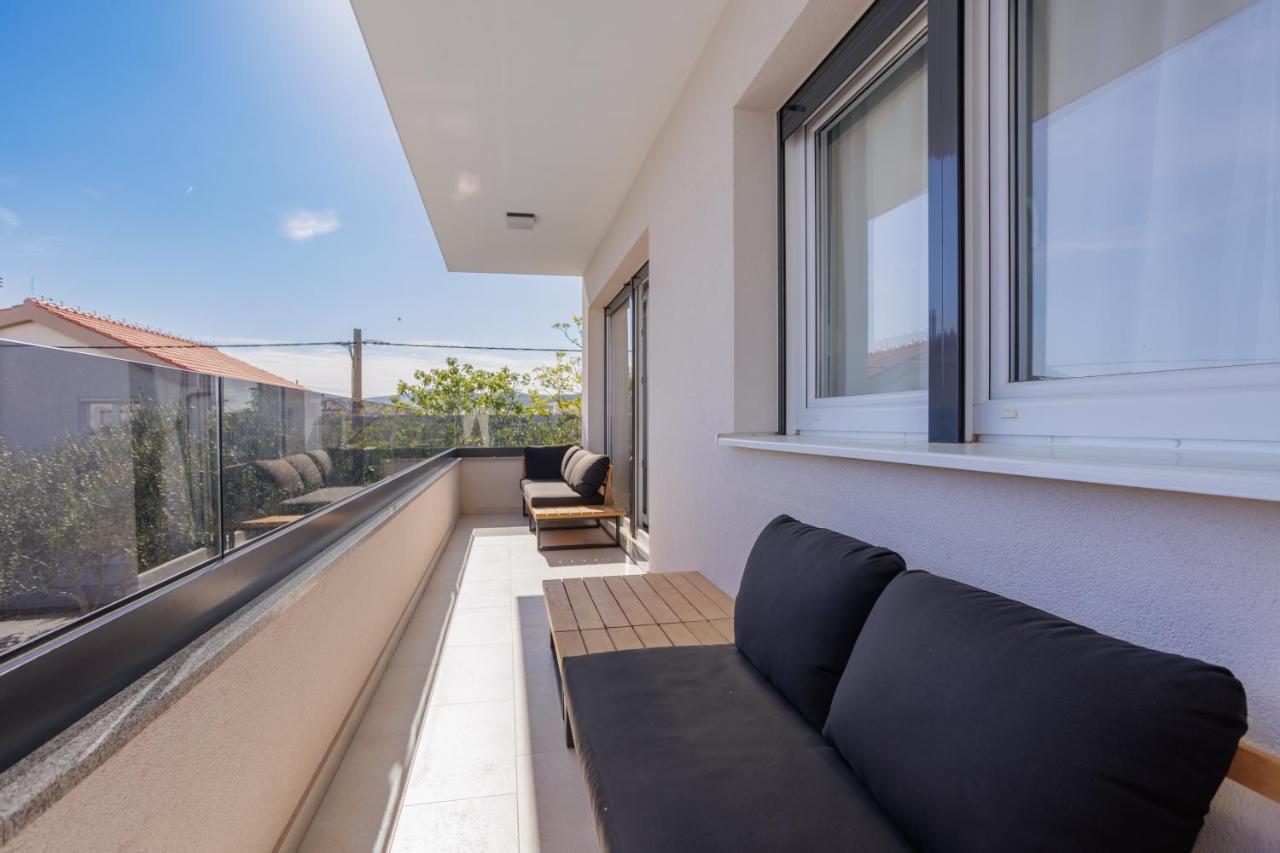 Apartma Sunluxvilla ,heated Pool, Ir Sauna