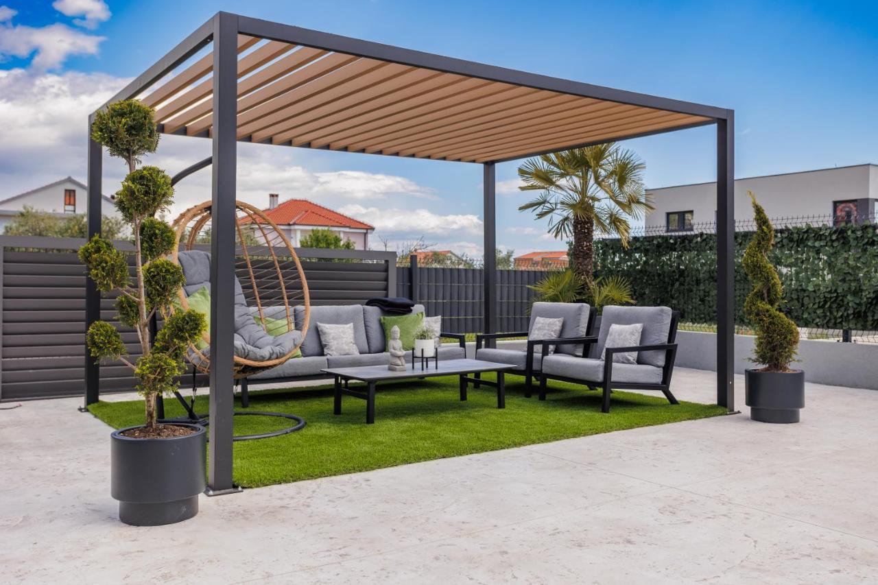 Sunluxvilla ,heated Pool, Ir Sauna *